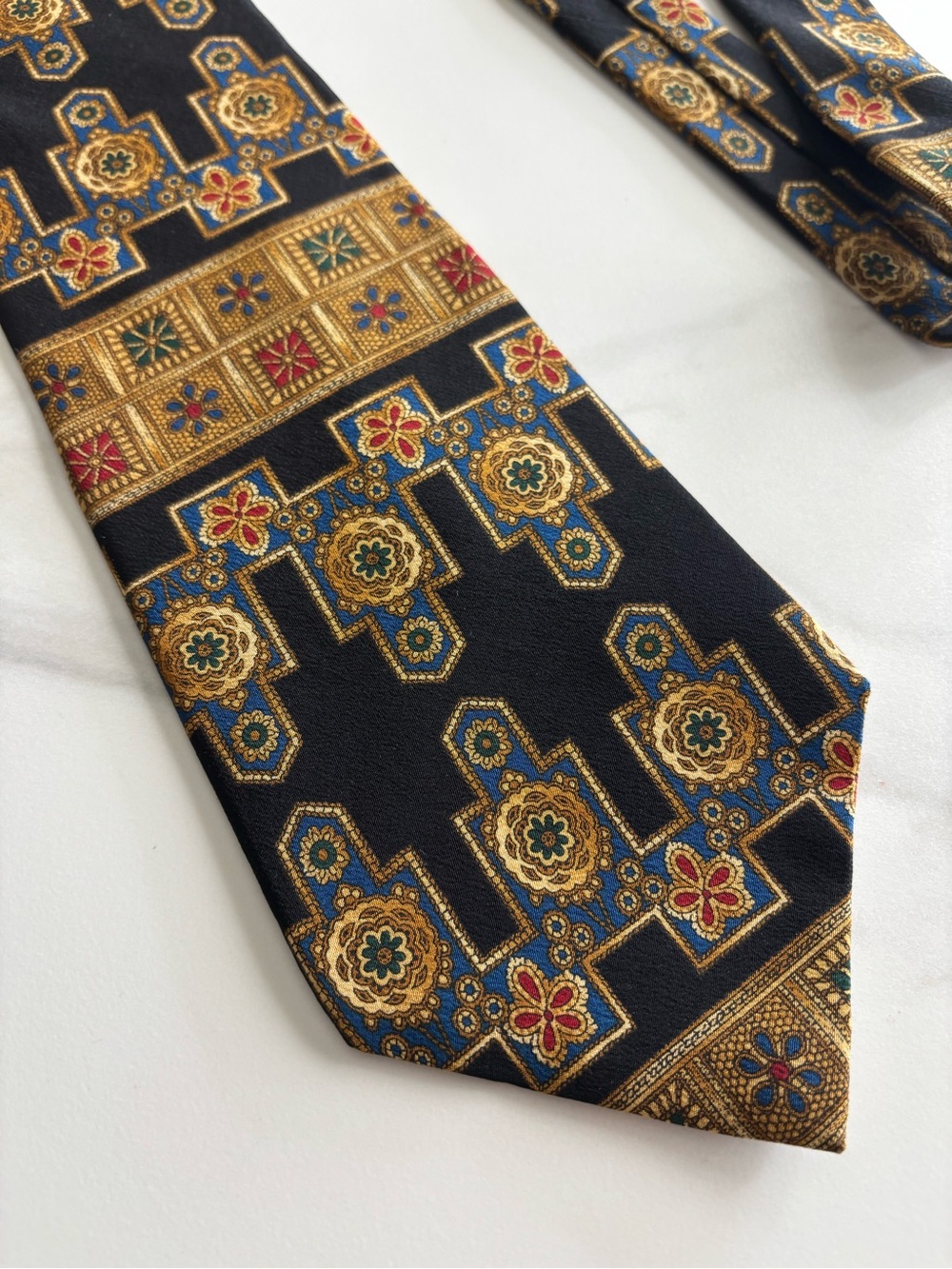 The Metropolitan Museum Of Art Mens Necktie Tie 100% Silk